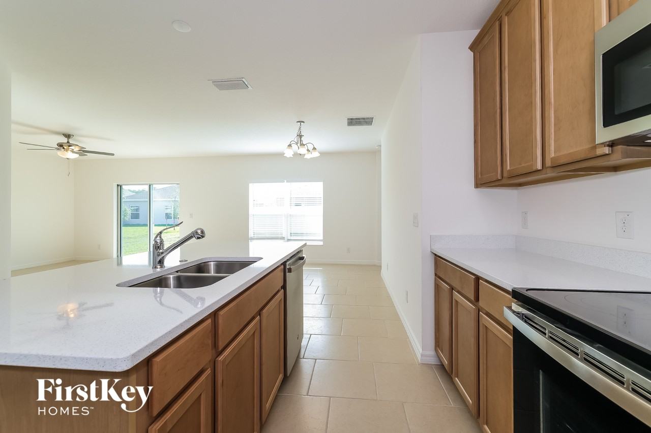 705 Fiddlesticks Dr - Photo 7 of 15