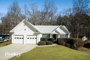 269 London Ln - Photo 1 of 1