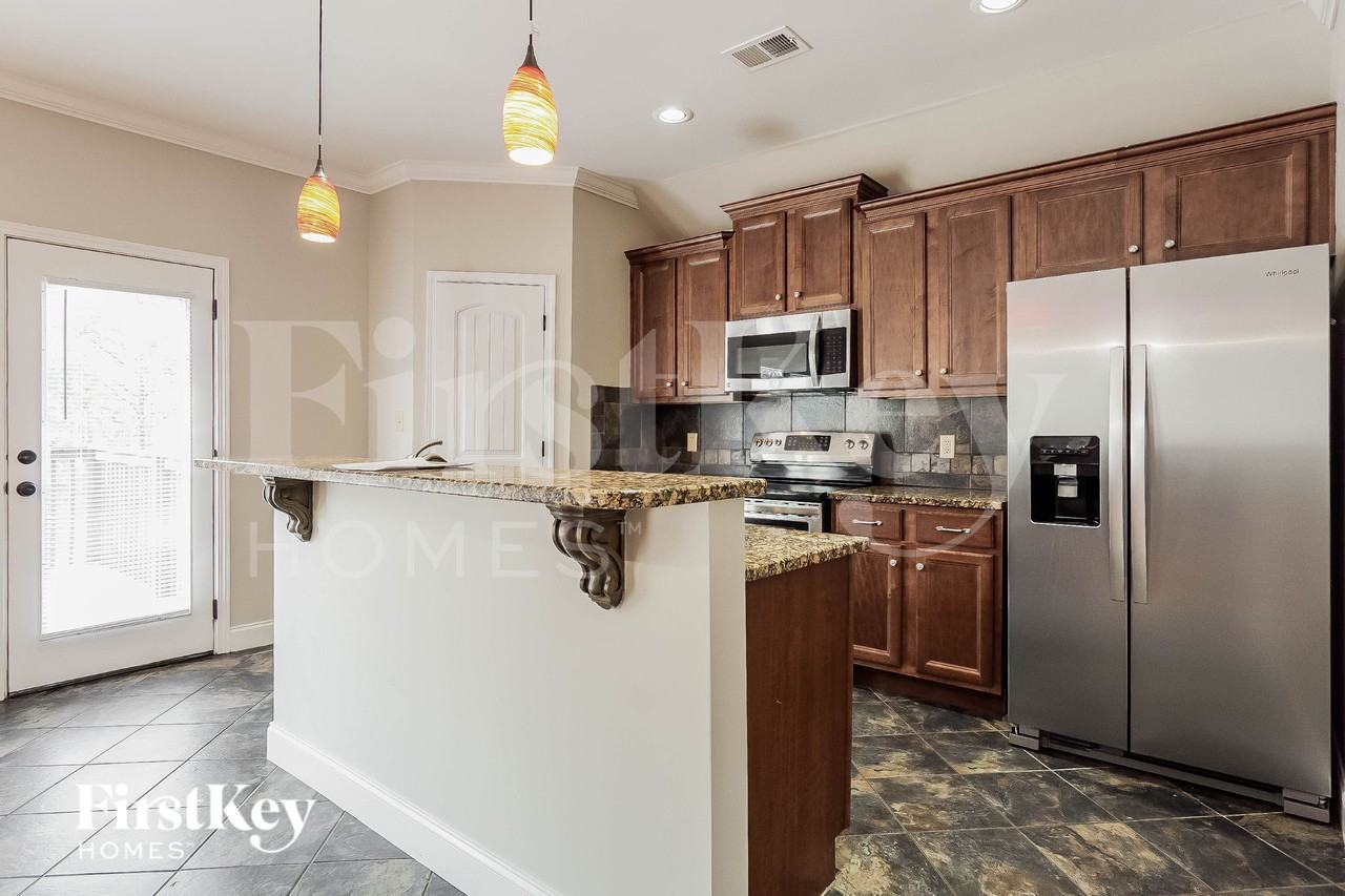 5179 Meadow Lake Trl - Photo 6 of 15