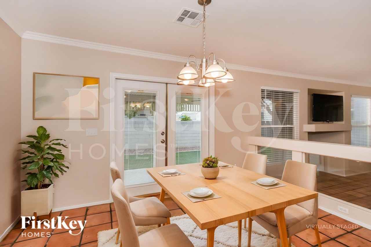10211 Eden Falls Ln - Photo 6 of 18
