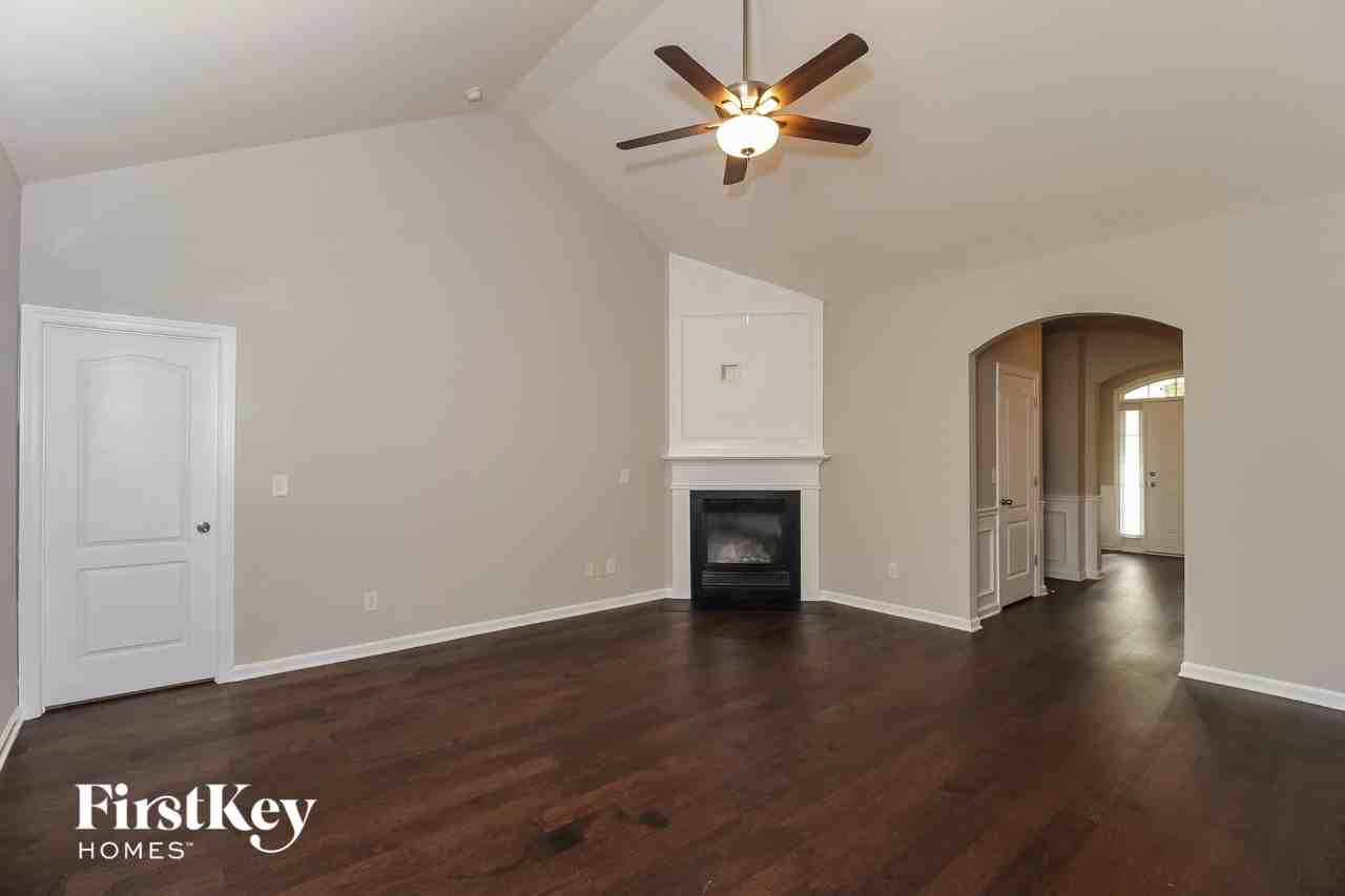 230 Ryans Pt - Photo 4 of 15