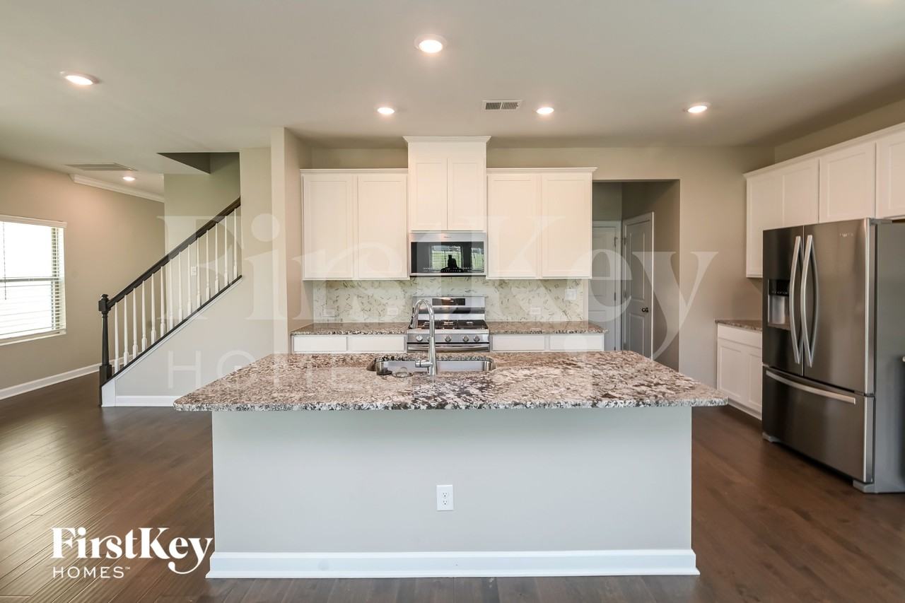 6851 Good News Dr - Photo 5 of 15