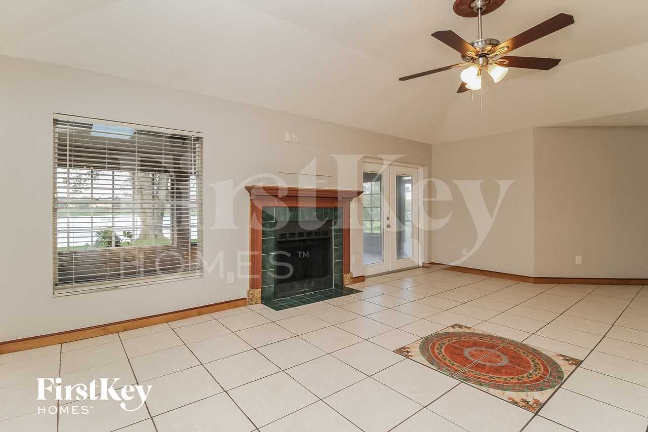 372 Fairgreen Pl - Photo 6 of 15