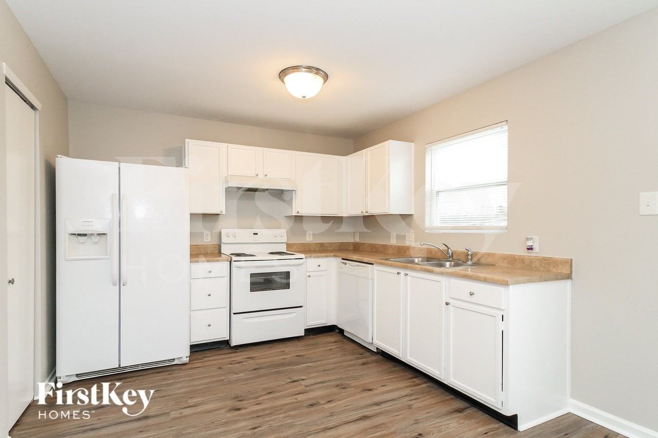 4117 Salem Springs Ct - Photo 6 of 15
