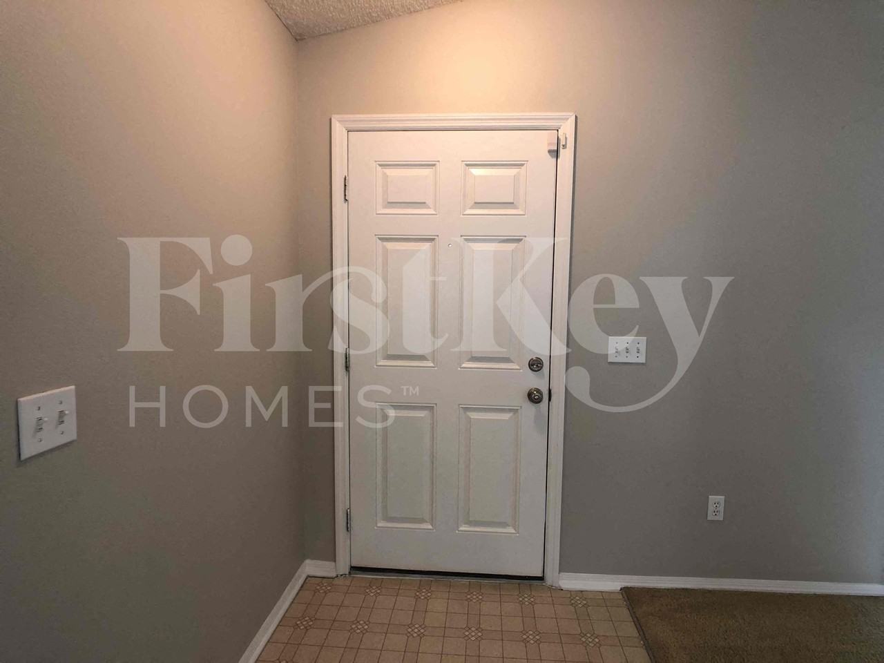9801 Morris Glen Way - Photo 5 of 24