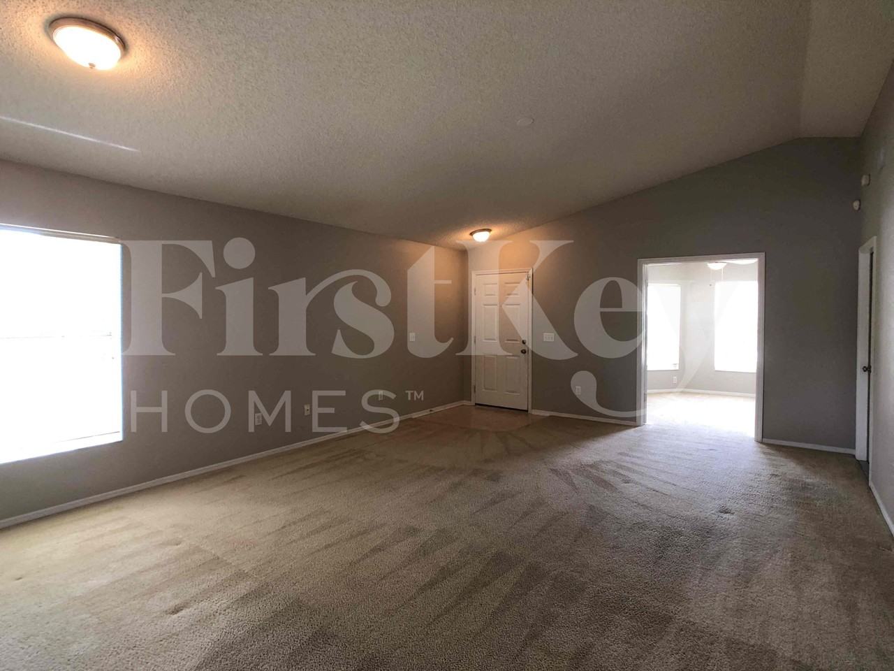 9801 Morris Glen Way - Photo 7 of 24