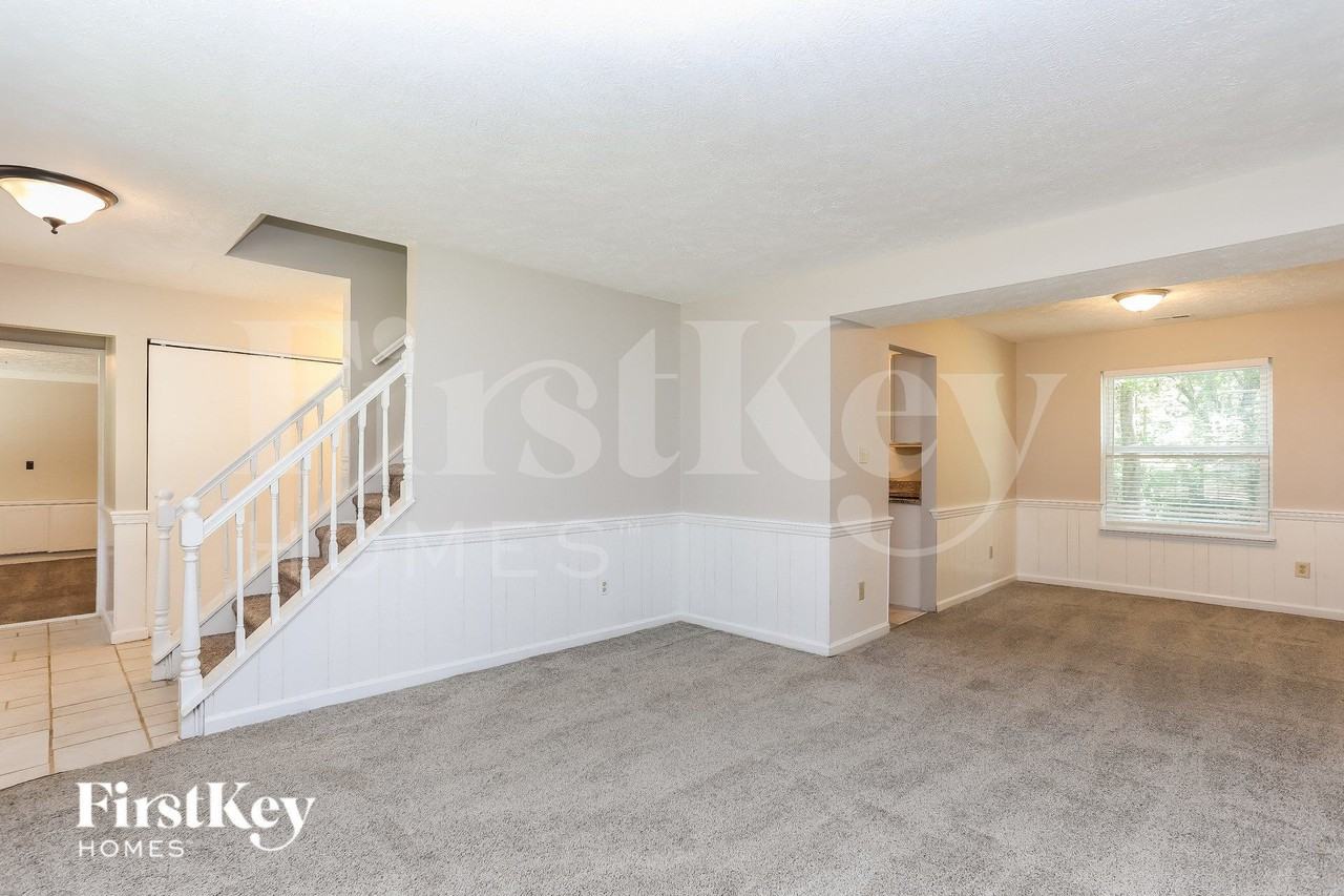 7344 Berkshire Downs Dr - Photo 3 of 15