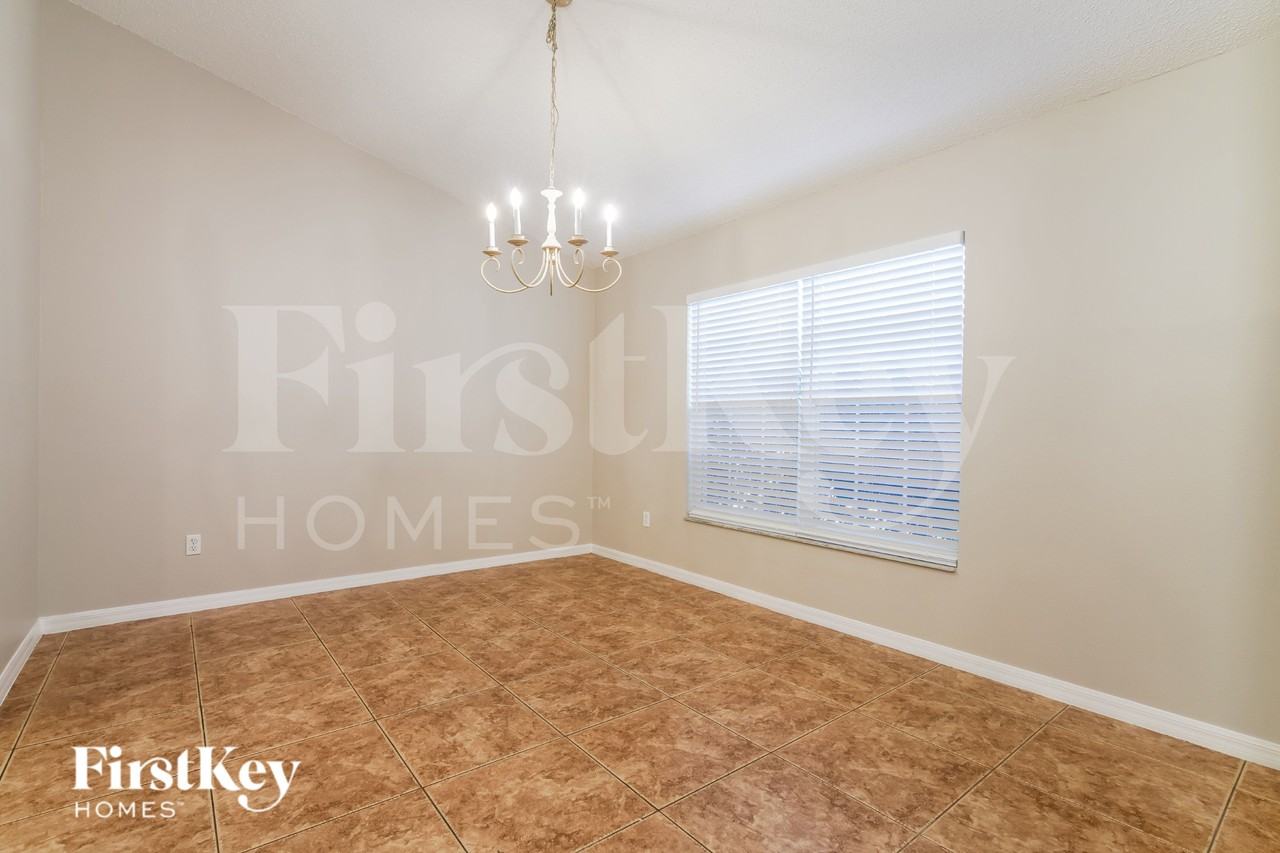 649 Rosaro Ct - Photo 6 of 19