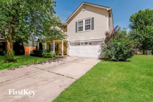 5757 N Plymouth Ct - Photo 1 of 1