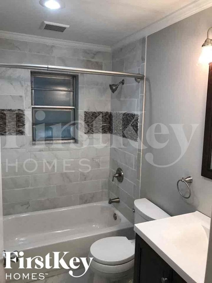 4800 N Wallace Ave - Photo 5 of 11
