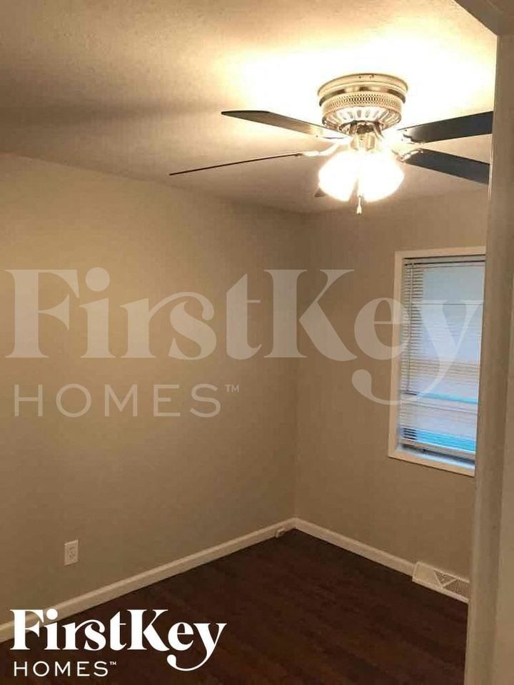 4800 N Wallace Ave - Photo 6 of 11
