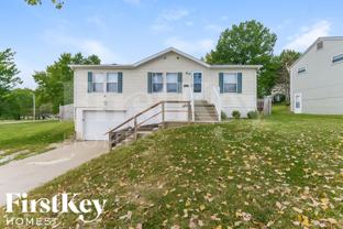 3304 N Spring St - Photo 1 of 1