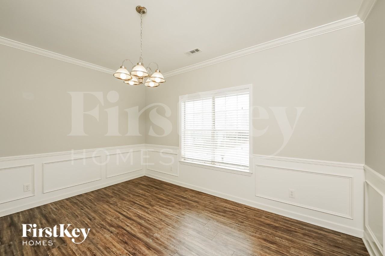 2843 Bridlewood Ter - Photo 5 of 16