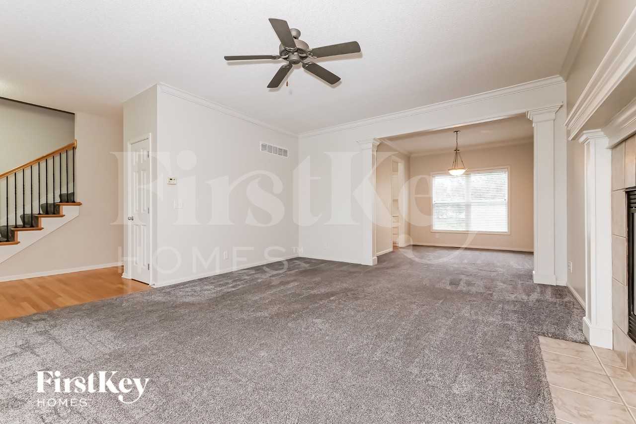 21240 W 119th Ter - Photo 4 of 16