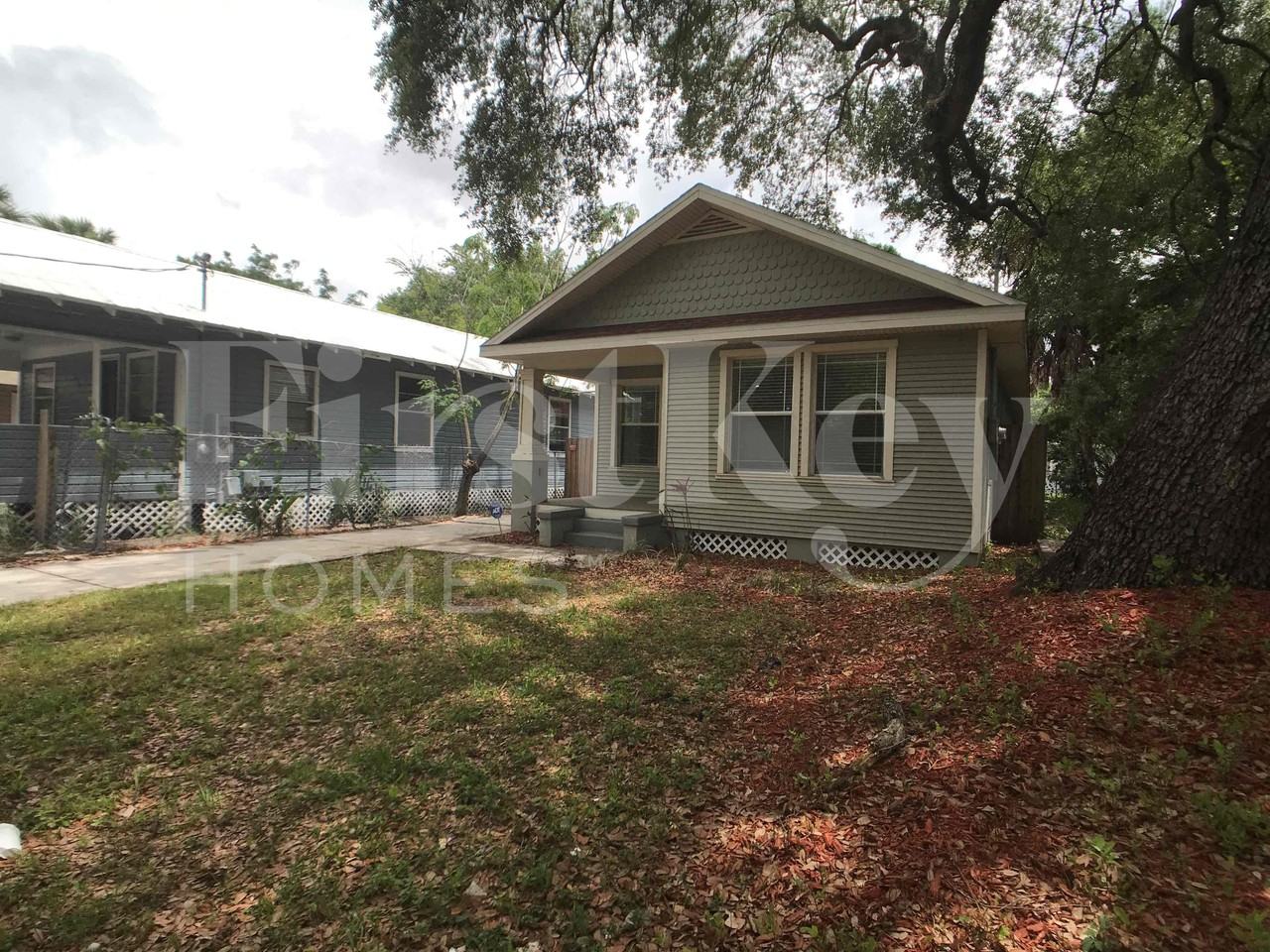 1736 W Pine St - Photo 3 of 22