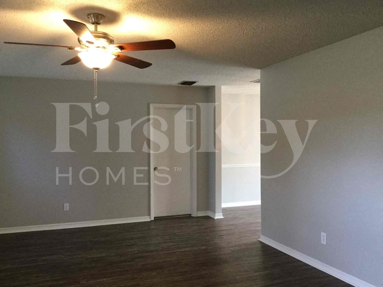 161 Sheridan Ave - Photo 2 of 22