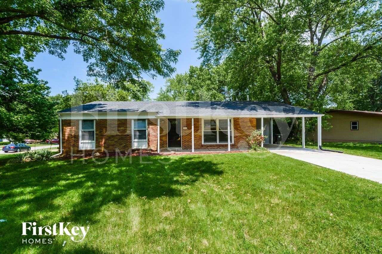 12465 Larkwood Dr - Photo 2 of 18