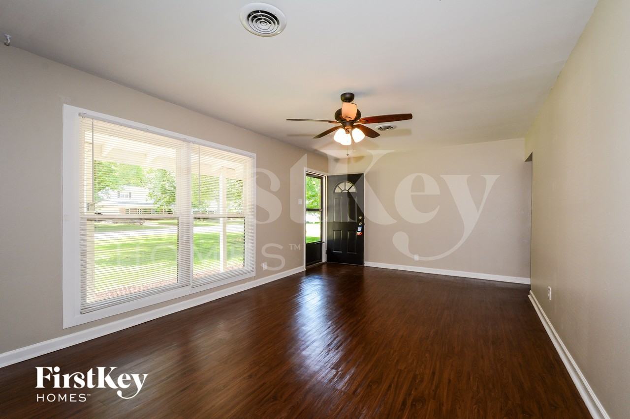 12465 Larkwood Dr - Photo 5 of 18