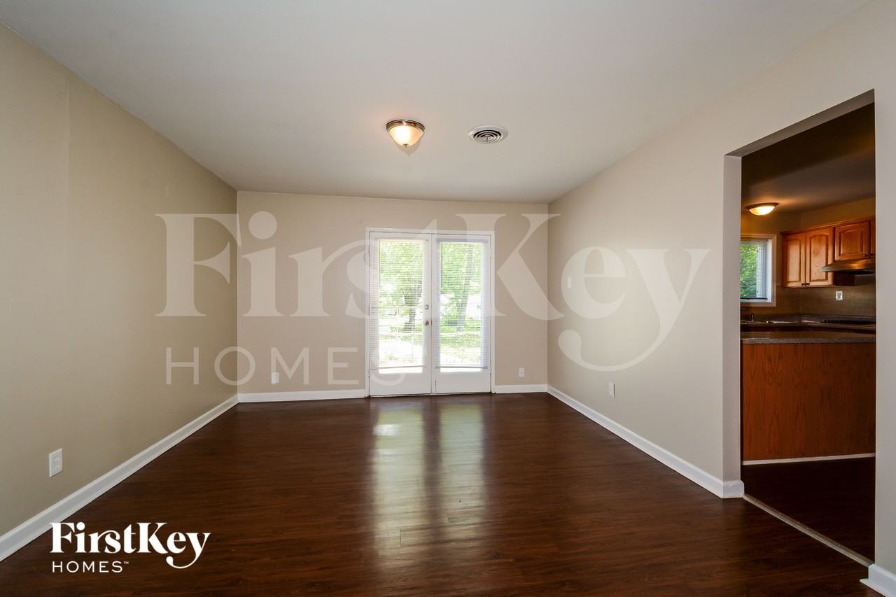12465 Larkwood Dr - Photo 6 of 18