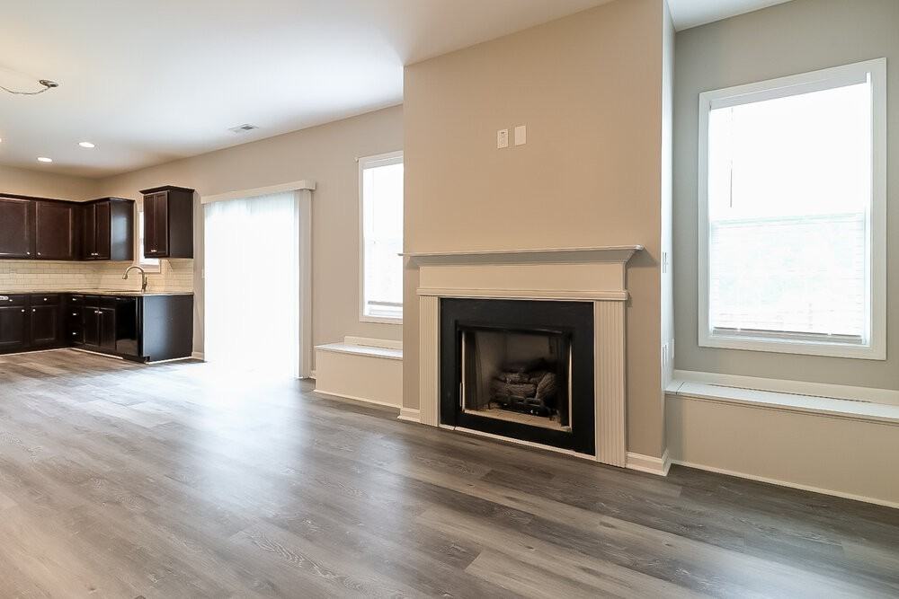253 Lanier Pl - Photo 5 of 17
