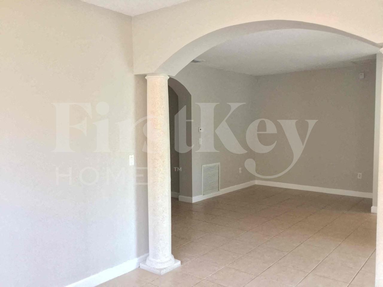 10773 Swstreet - Photo 4 of 19