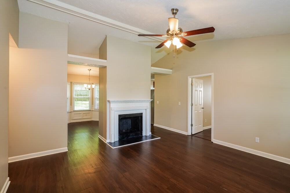 408 Dellwood Dr - Photo 3 of 16
