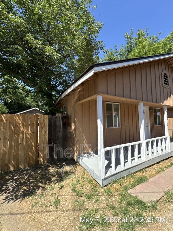W Goshen Ave - Photo 2 of 18