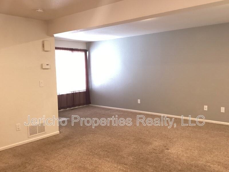5217 Dudley St - Photo 2 of 16