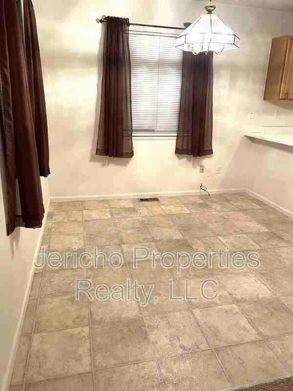5217 Dudley St - Photo 4 of 16