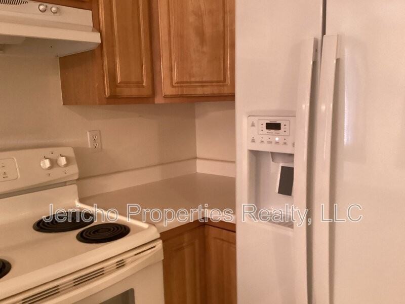 5217 Dudley St - Photo 5 of 16
