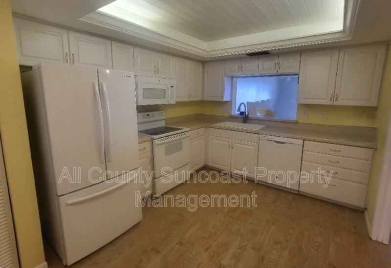 6430 Sun Eagle Ln #103 - Photo 3 of 13