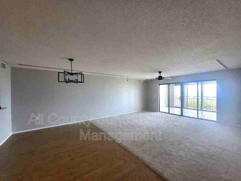6430 Sun Eagle Ln #103 - Photo 5 of 13