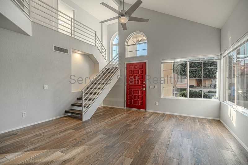 3801 E Orchid Ln - Photo 4 of 25