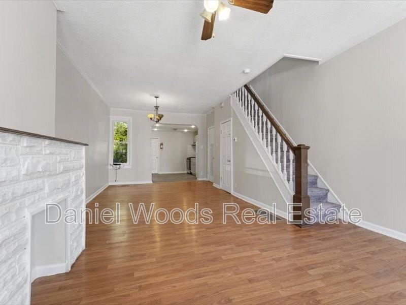 5538 Walton Ave - Photo 2 of 16