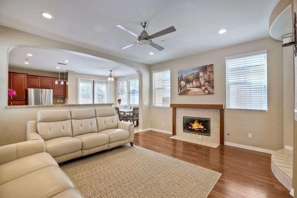 10419 Paradisio Pl - Photo 2 of 21