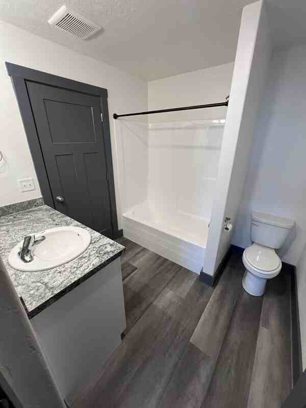 145 W Main St #3 - Photo 7 of 8