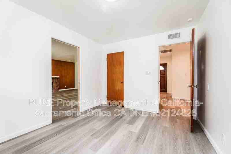 2324 Gila Way - Photo 4 of 43