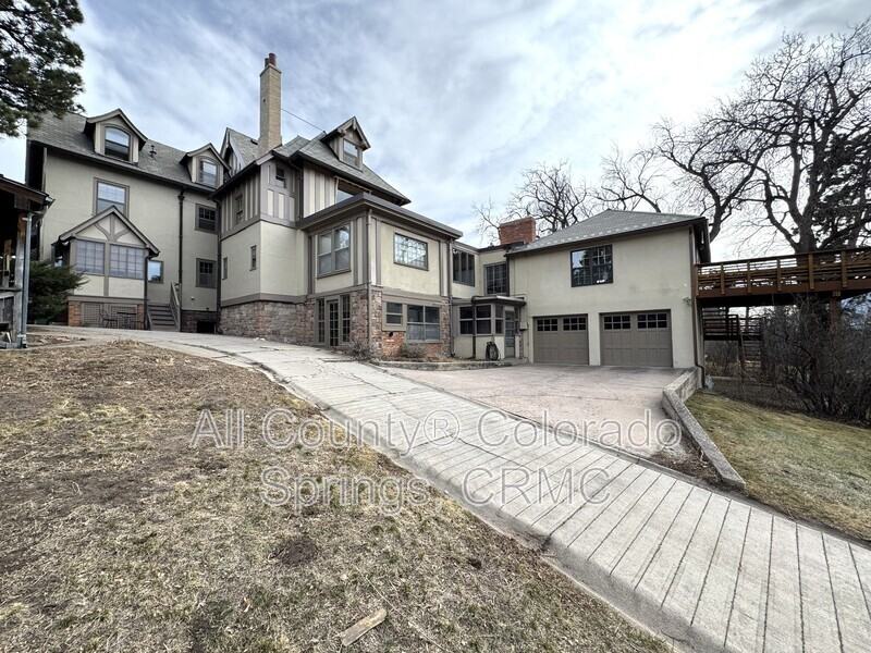 1238 Wood Ave #5