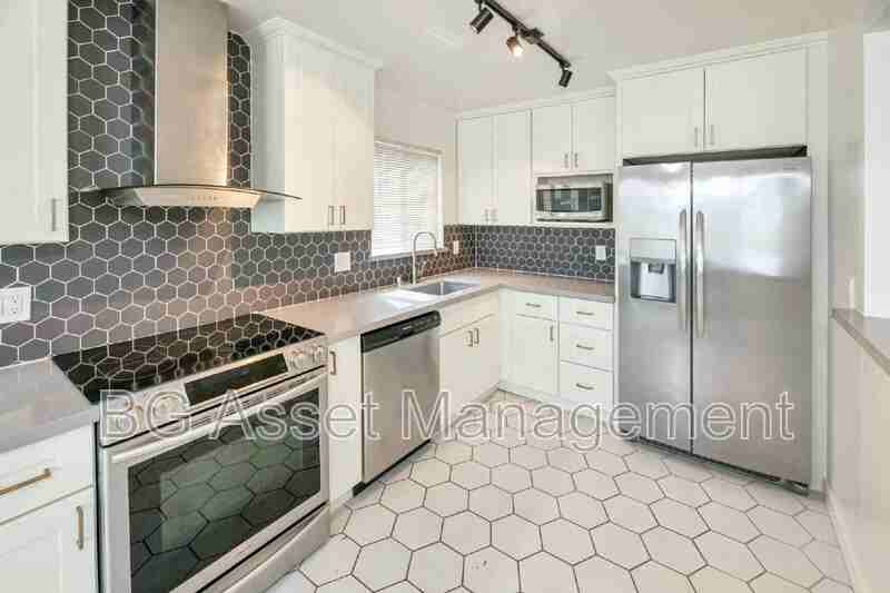 480 Crescent St #401 - Photo 6 of 28