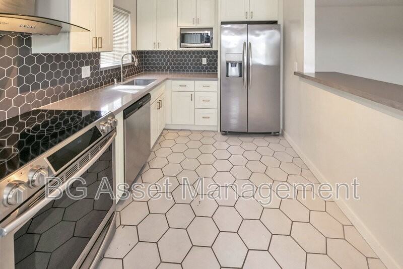 480 Crescent St #401 - Photo 7 of 28