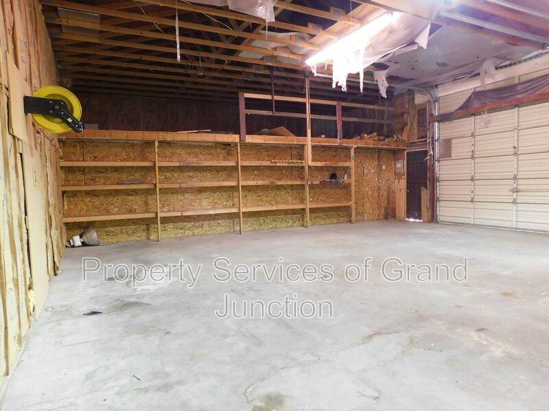 3290 1/2 Lombardy Ln #E - Photo 4 of 5