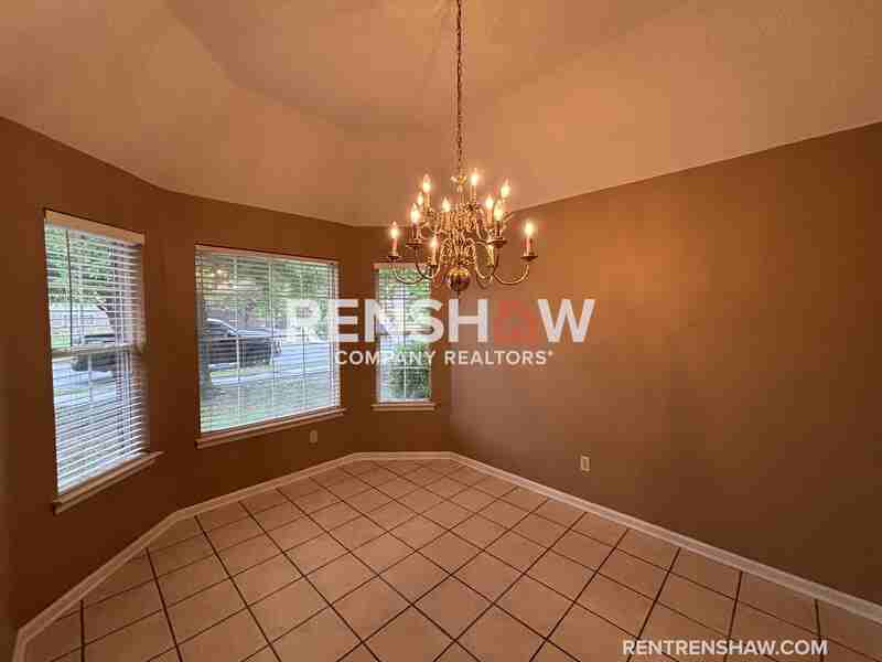 8255 Cross Point Dr - Photo 5 of 20