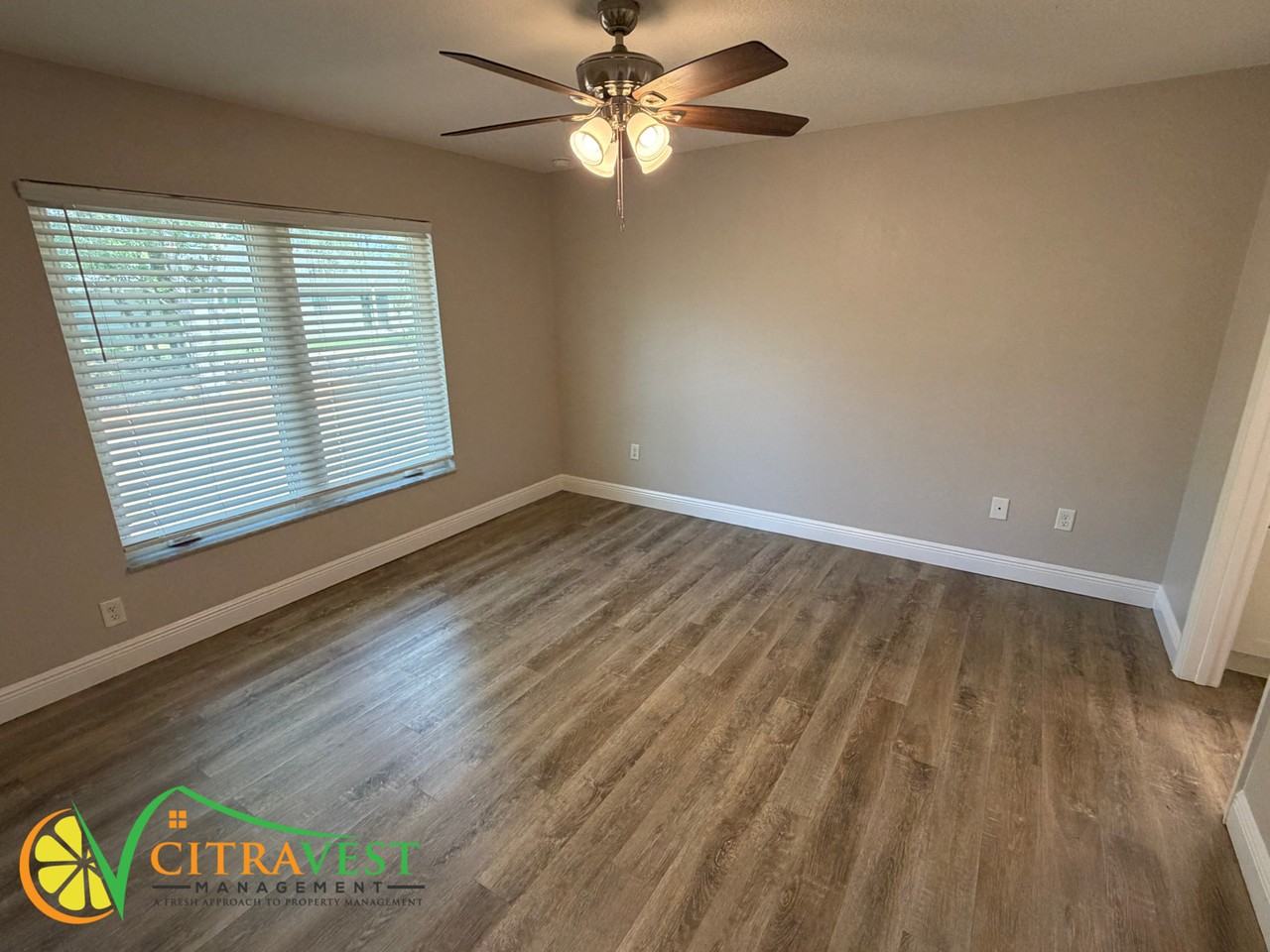 7175 N Varsity Ave - Photo 5 of 13