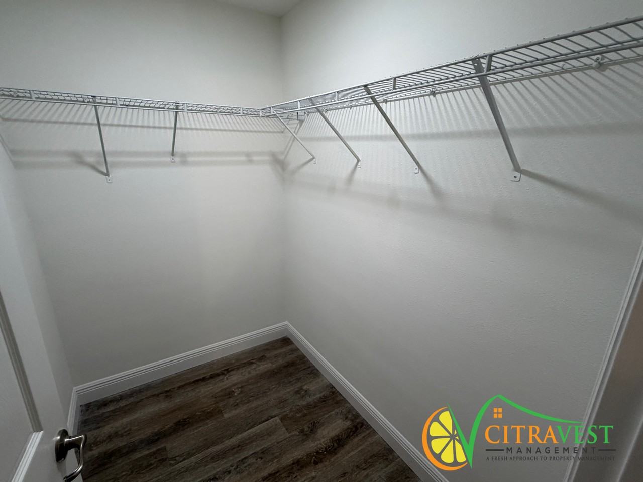 7175 N Varsity Ave - Photo 6 of 13