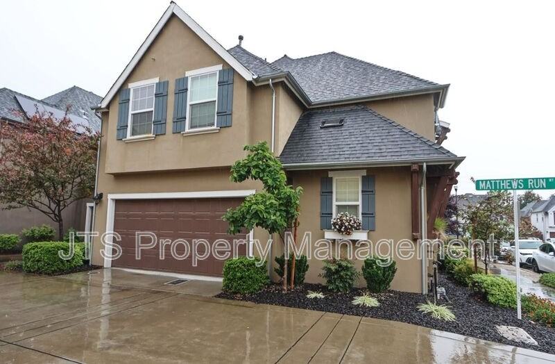1209 Lavande Dr - Photo 3 of 50
