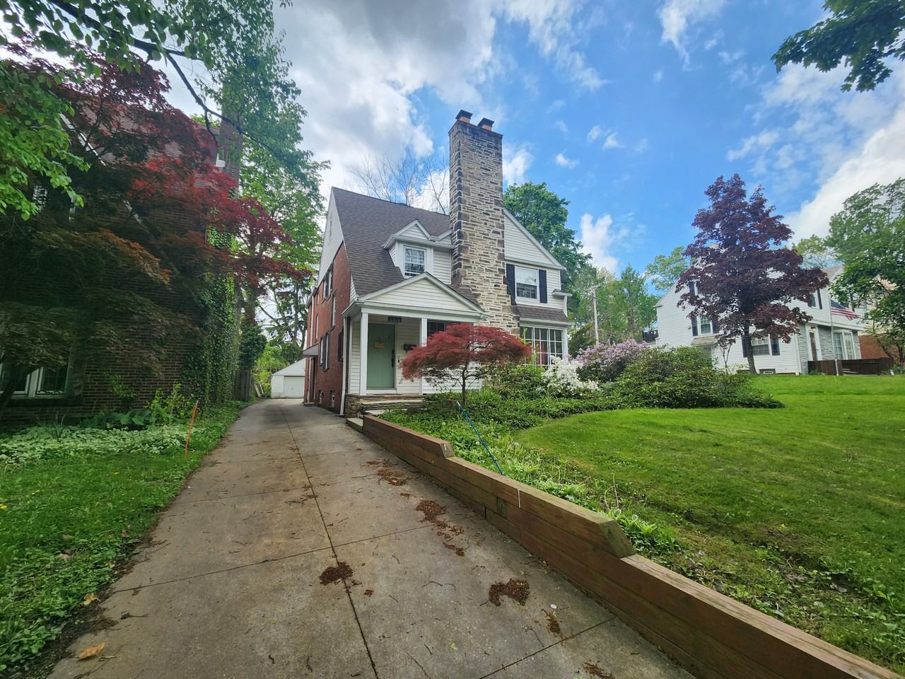 3538 Glencairn Rd - Photo 2 of 19