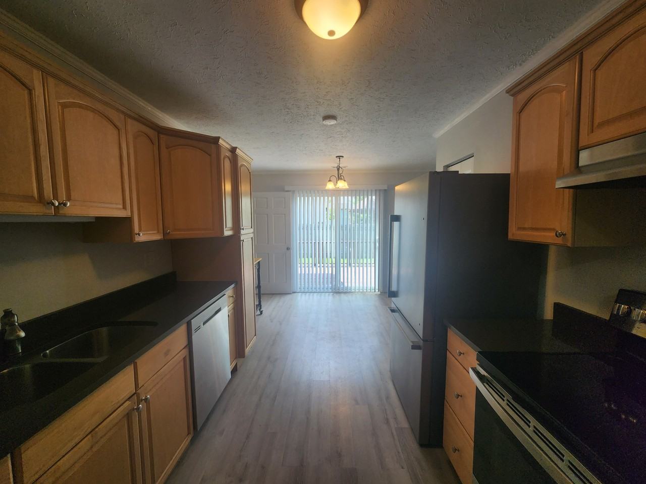 4710 Jaycox Rd - Photo 3 of 23