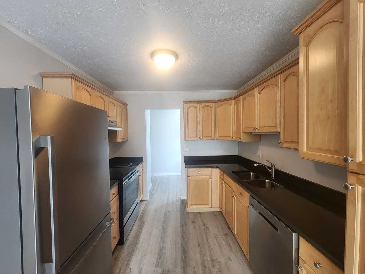 4710 Jaycox Rd - Photo 5 of 23