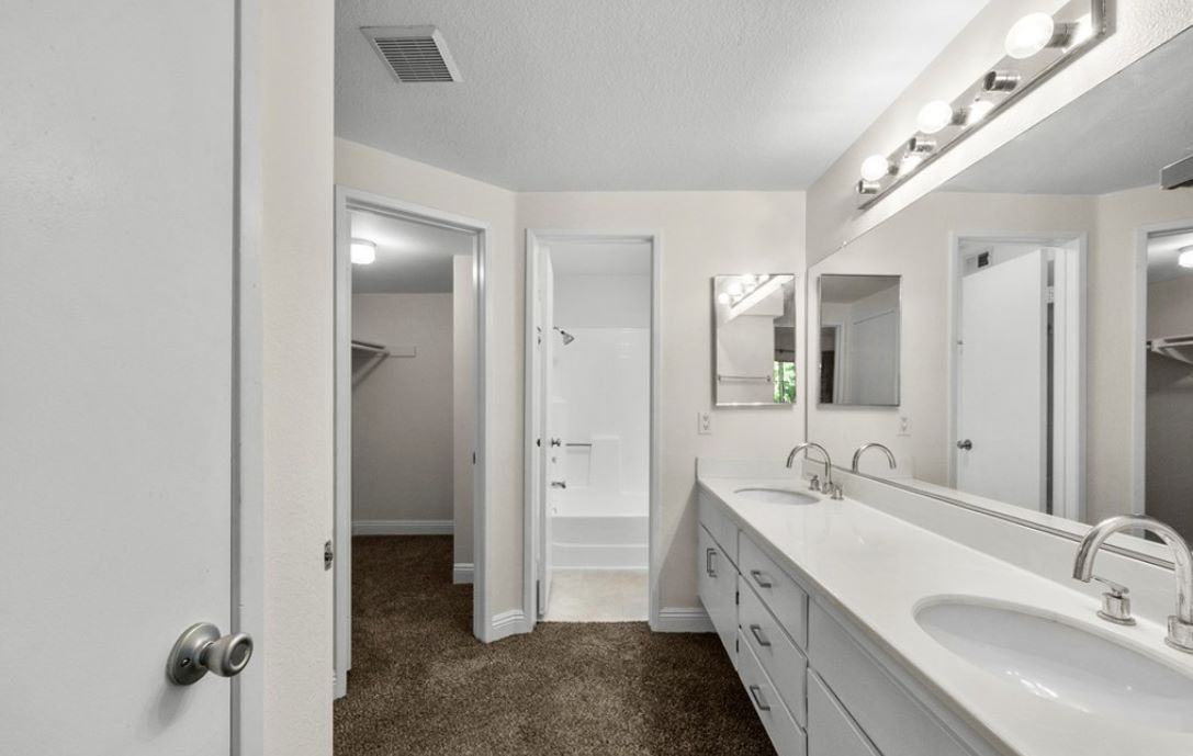 24143 Del Monte Dr #282 - Photo 7 of 11