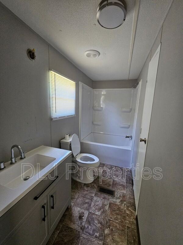 1028 Catoosa Ln - Photo 7 of 7